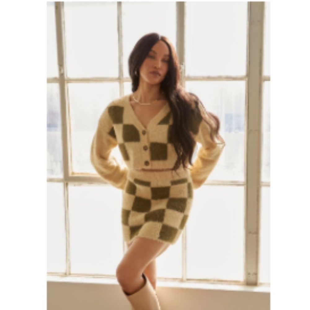 Checkered skirt and cardigan set